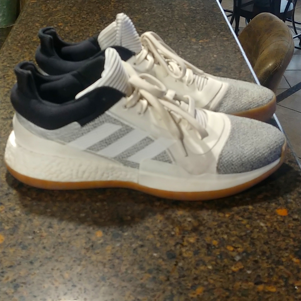 Adidas marque boost